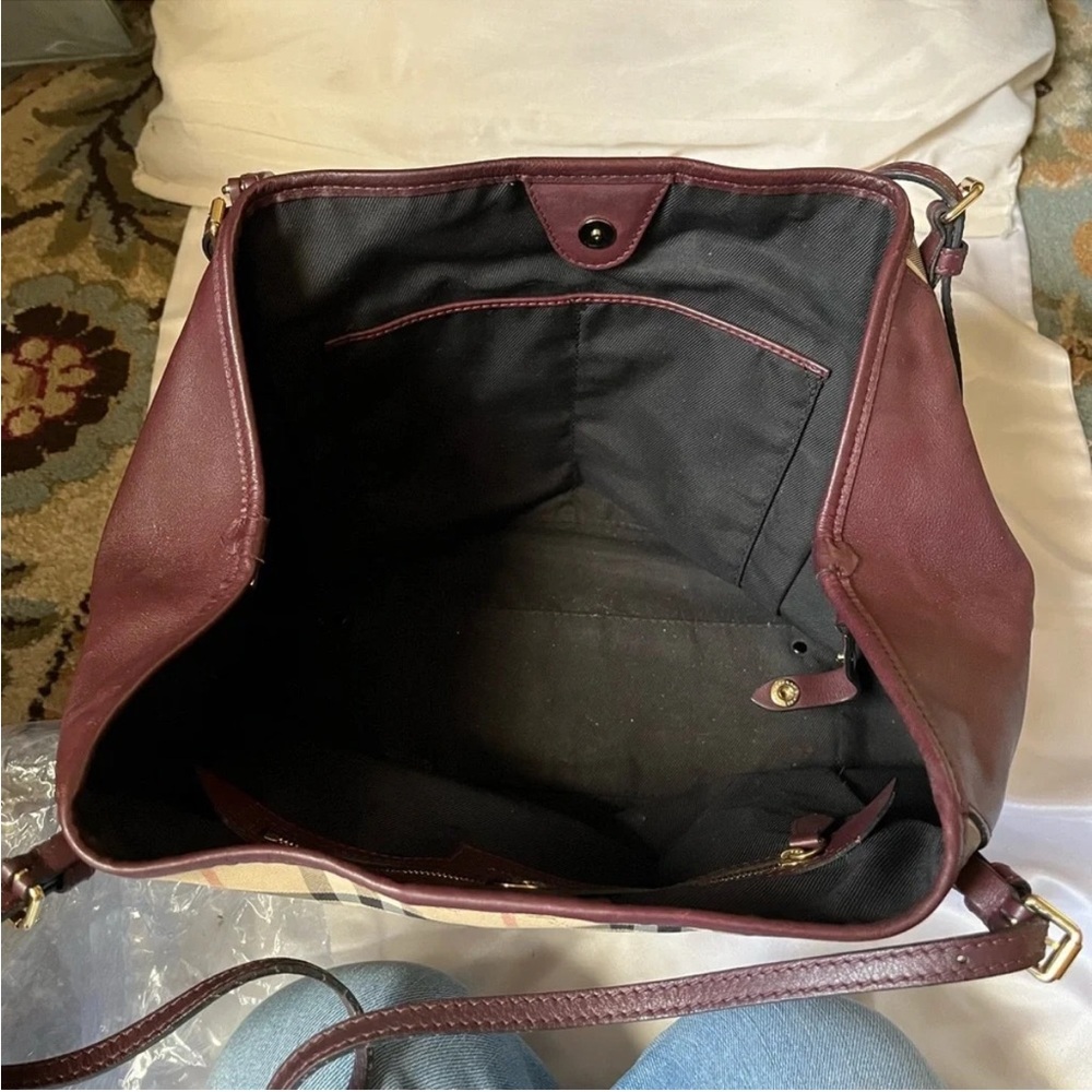 Burberry Vintage House Check Tote Bag Burgundy Leather - Picture 8 of 11